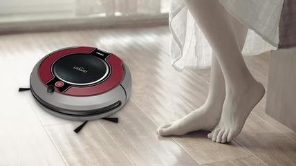 智能家居新寵 全自動掃地洗地機器人，解放雙手的家務革命