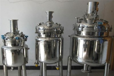 反應(yīng)釜、潤圣化工、高溫高壓反應(yīng)釜價(jià)格